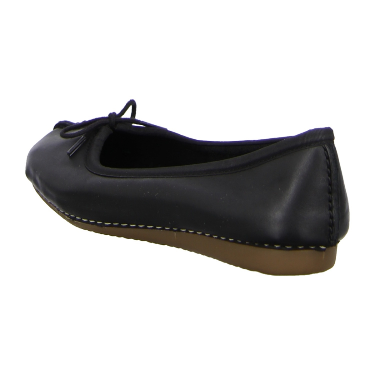 clarks freckle ice black