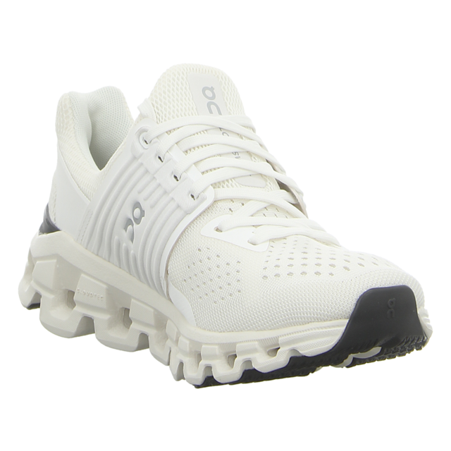 ON - 41.98923 - Cloudswift - all white - Sneaker