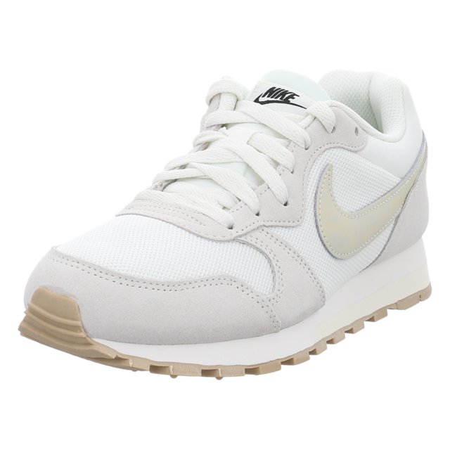 Nike - IR1378 100 - WMNS Nike MD Runner - coconut milk/sail-black-linen - Sneaker